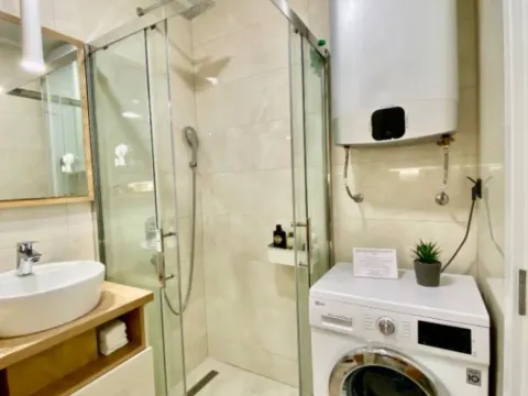 Izdavanje, dvosoban stan, 57m², Dubovica, Budva - image 9