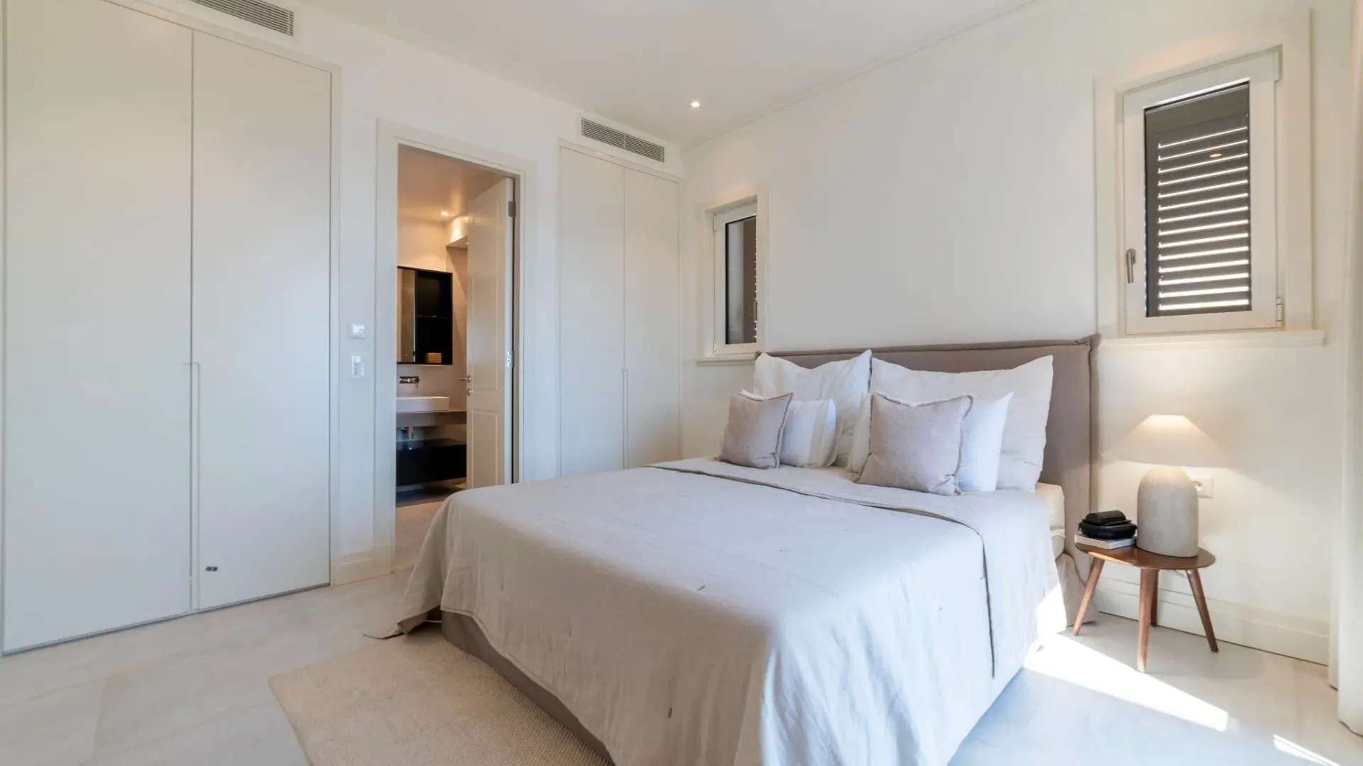 Sale, two bedroom apartment, 104m², Luštica Bay, Tivat
