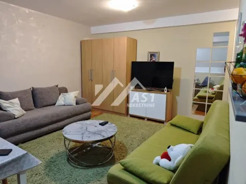 Izdavanje, stan, 27m², Sajam, Novi Sad Sve Podlokacije - image 2