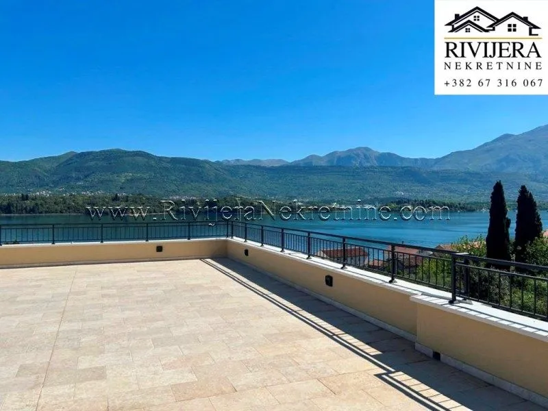 Prodaja, trosoban stan, 96m², Obala Đuraševića, Tivat