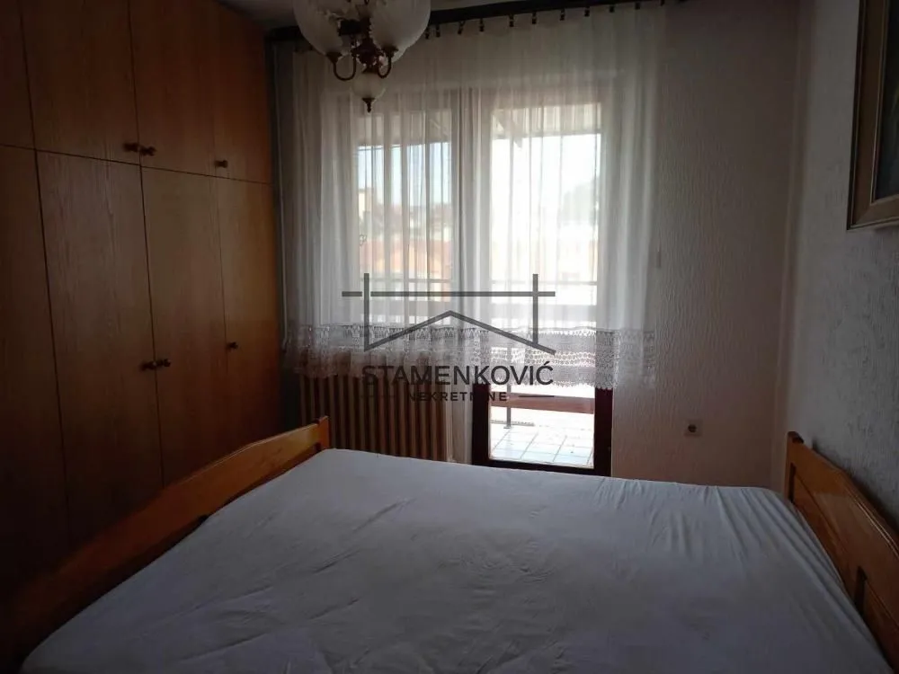 Prodaja, četvorosoban stan, 81m², Sajam, Novi Sad Sve Podlokacije