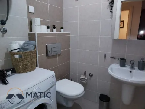 Prodaja, dvosoban stan, 51m², Centar, Novi Sad - image 9