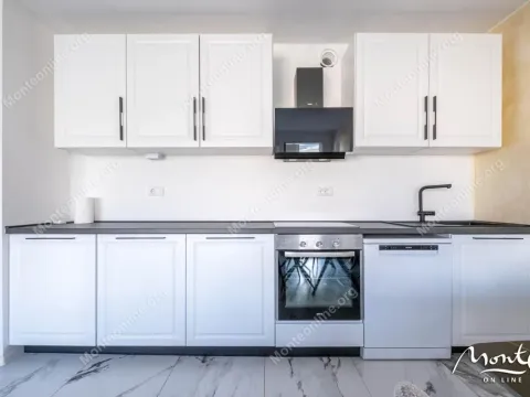 Sale, house, 100m², Đuraševići, Tivat - image 11