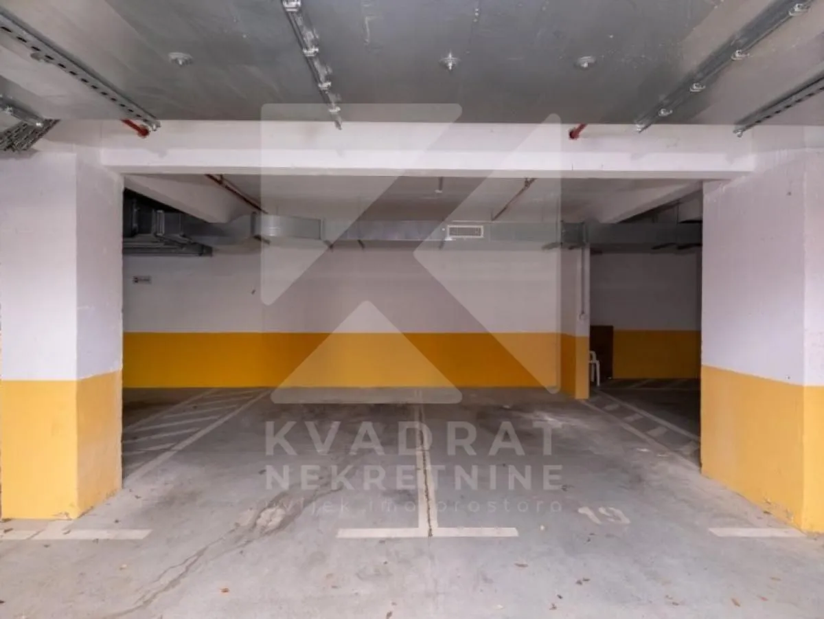 Prodaja, trosoban stan, 96m², Gornja Gorica, Podgorica