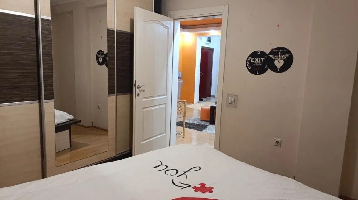 Prodaja, dvosoban stan, 53m², Bulevar Oslobodjenja, Novi Sad Sve Podlokacije