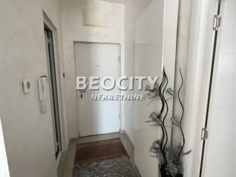 Rent, apartment, 37m², Centar, Novi Sad - image 4