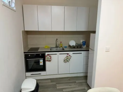 Rent, one bedroom apartment, 52m², Stari Aerodrom, Podgorica - image 2