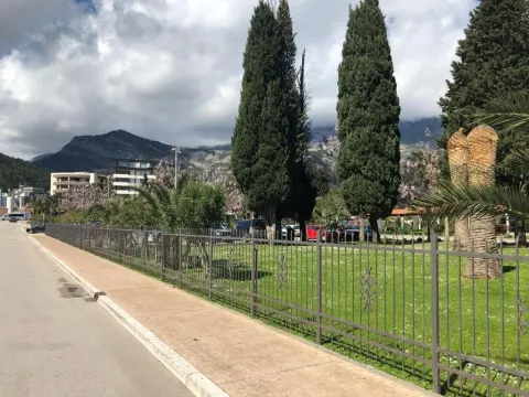 Izdavanje, jednosoban stan, 43m², Budva, Crna Gora - image 24