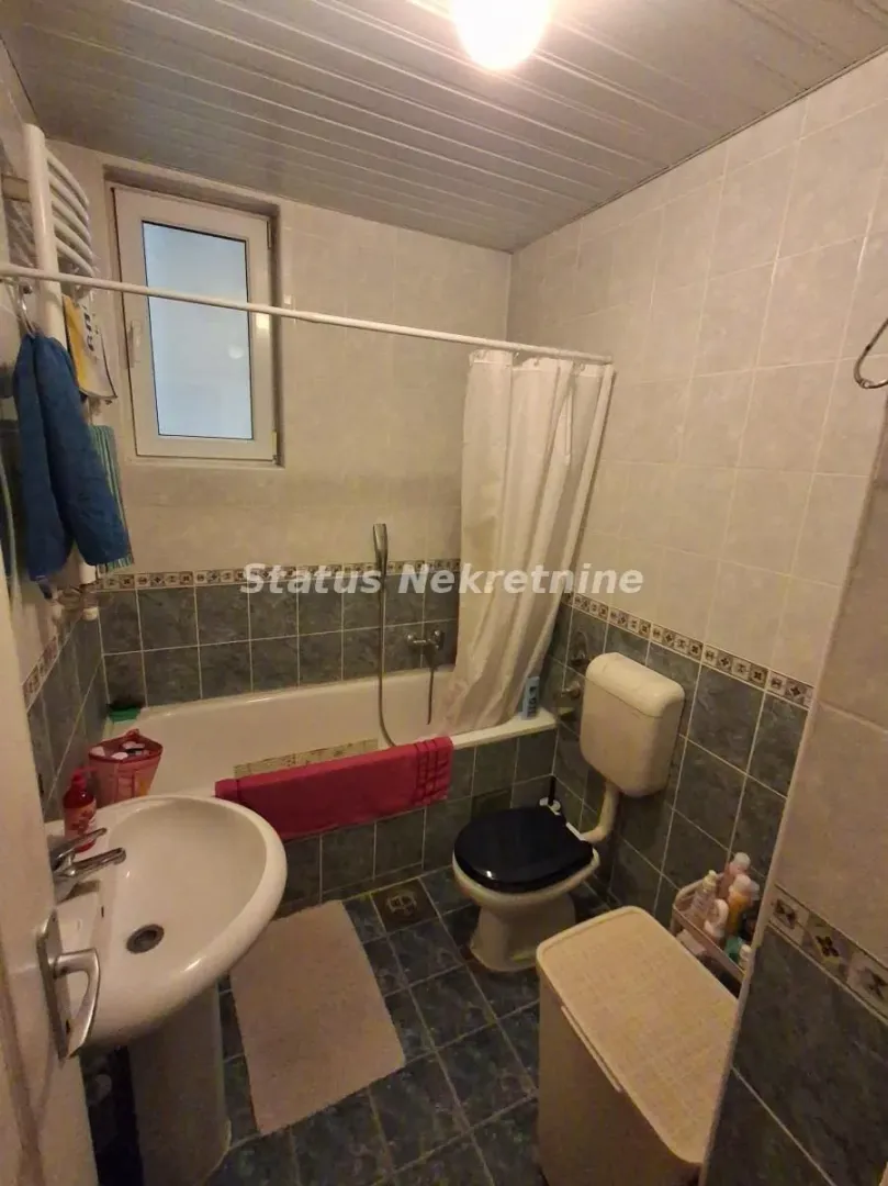 Prodaja, trosoban stan, 87m², Nova Detelinara, Novi Sad Sve Podlokacije