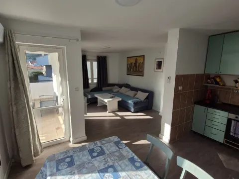 Prodaja, jednosoban stan, 64m², Budva, Crna Gora - image 1