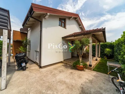 Prodaja, kuća, 200m², Donja Gorica, Podgorica - image 4