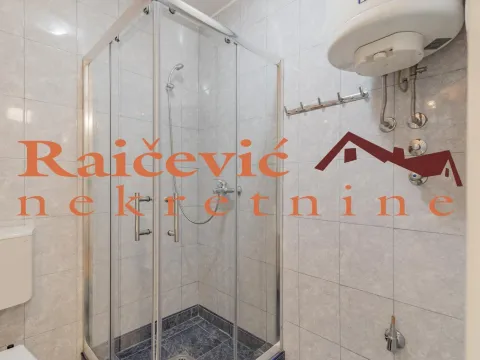 Izdavanje, poslovni prostor, 58m², Kalenić Pijaca, Vračar Sve Podlokacije - image 14
