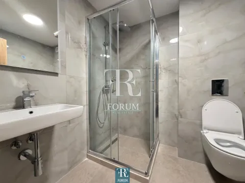 Rent, one bedroom apartment, 40m², 1 maj, Podgorica - image 8