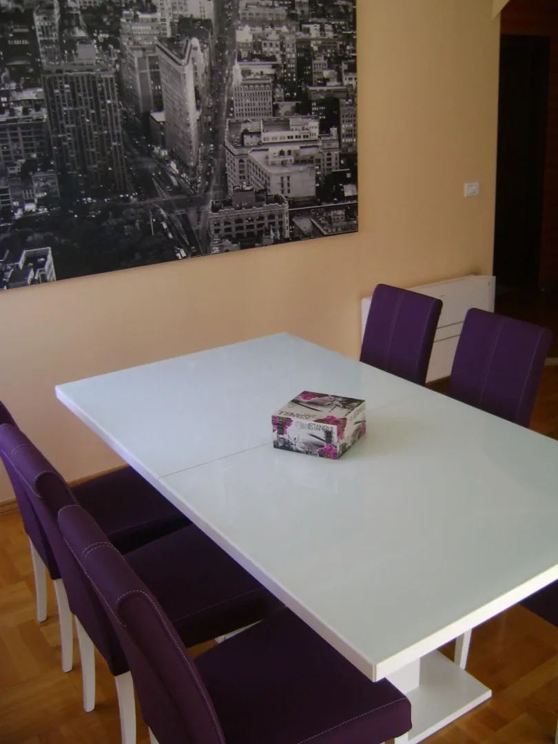Izdavanje, trosoban stan, 116m², City Kvart, Podgorica