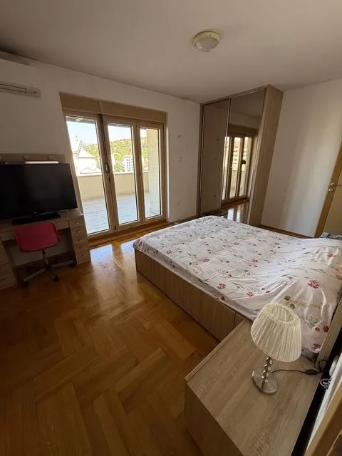 Prodaja, stan, 300m², Preko Morače, Podgorica