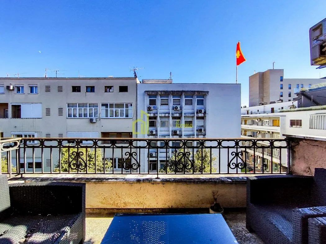 Rent, two bedroom apartment, 79m², Centar, Podgorica