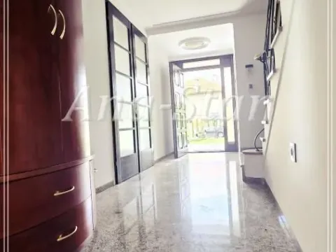 Rent, house, 290m², Voždovac Sve Podlokacije, Beograd - image 24