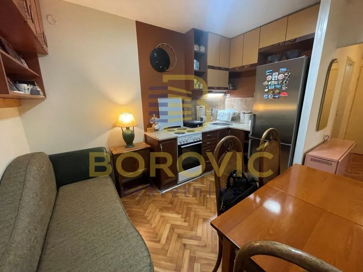 Rent, three bedroom apartment, 41m², Borča 1, Borča Sve Podlokacije