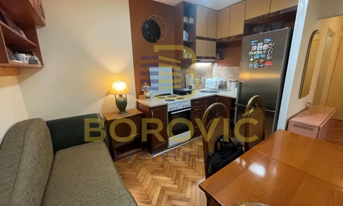 Rent, three bedroom apartment, 41m², Borča 1, Borča Sve Podlokacije
