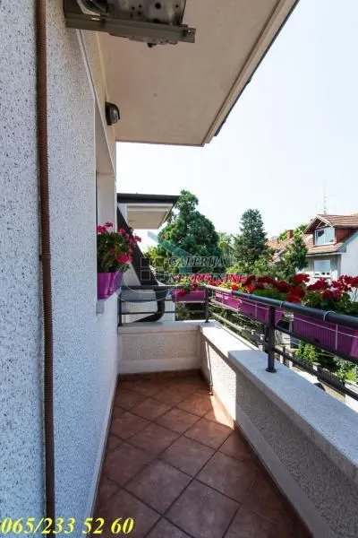 Prodaja, četvorosoban stan, 86m², Voždovac Sve Podlokacije, Beograd