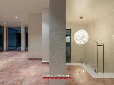 Sale, house, 831m², Bečići, Budva - image 38