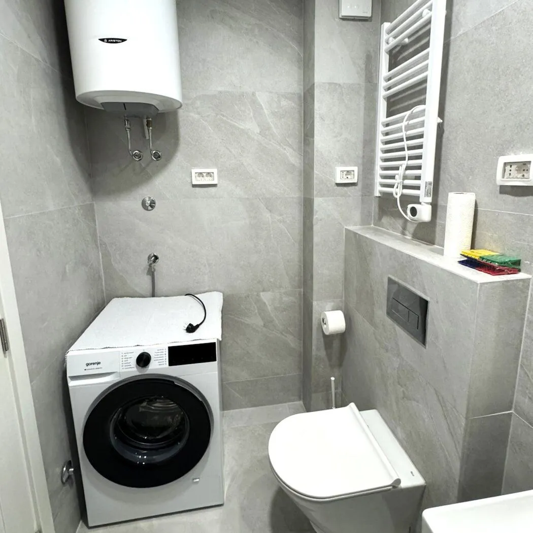 Izdavanje, stan, 49m², Central Point, Podgorica
