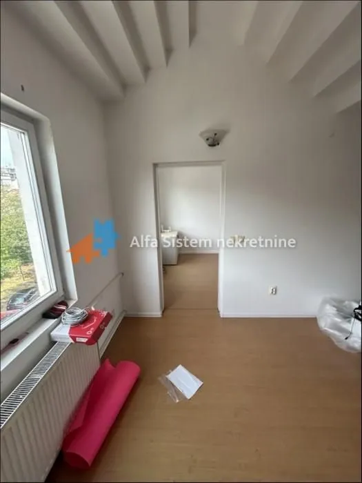 Rent, apartment, 176m², Voždovac Sve Podlokacije, Beograd