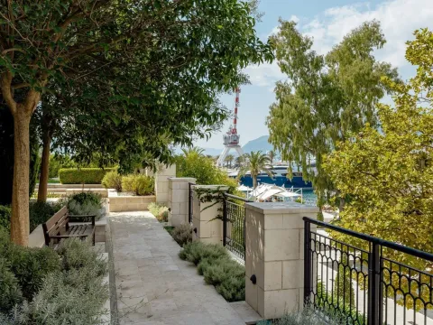 Izdavanje, jednosoban stan, 67m², Porto Montenegro, Tivat - image 11