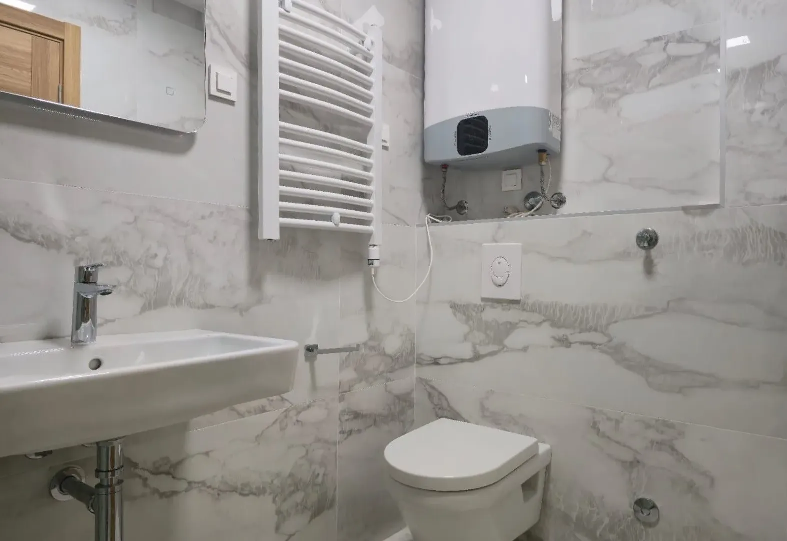 Izdavanje, jednosoban stan, 47m², City Kvart, Podgorica