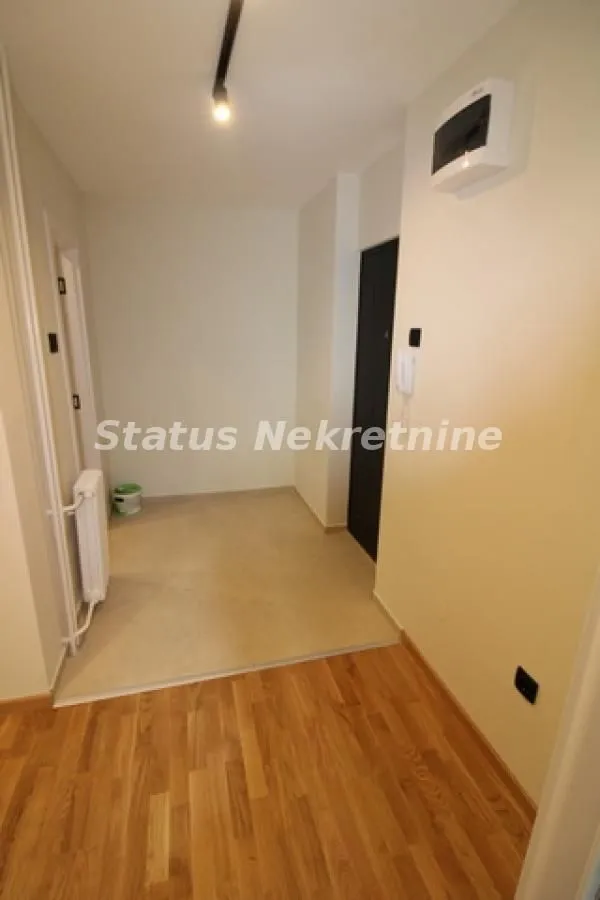 Prodaja, jednosoban stan, 38m², Novo naselje, Novi Sad