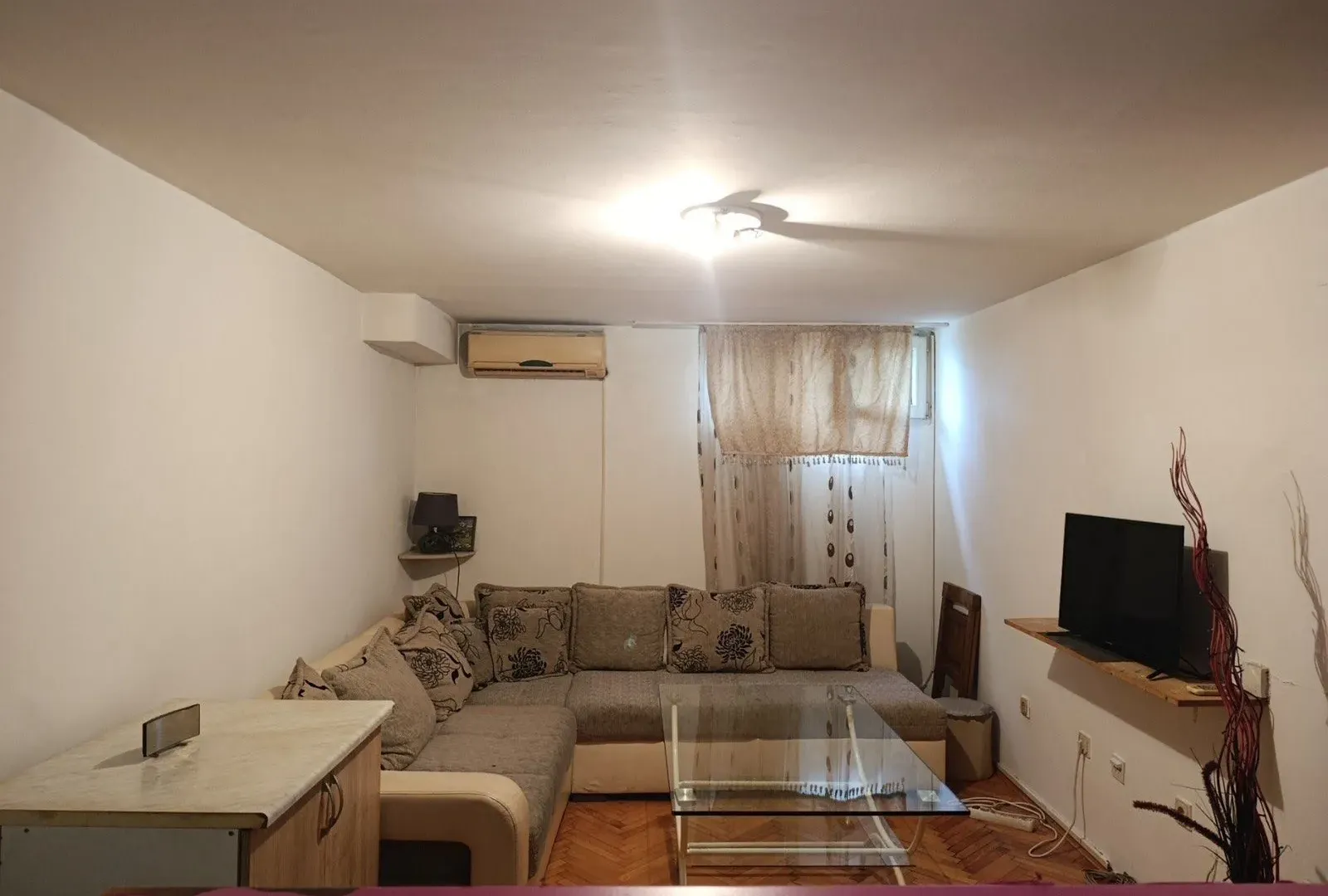 Rent, one bedroom apartment, 40m², Stari Aerodrom, Podgorica