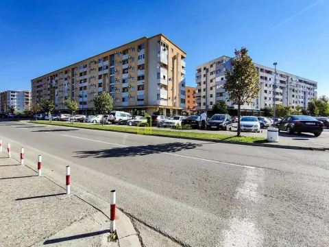 Rent, two bedroom apartment, 63m², Stari Aerodrom, Podgorica - image 2