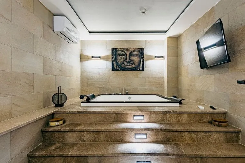 Prodaja, kuća, 228m², Centar, Herceg Novi
