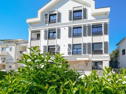 Sale, three bedroom apartment, 96m², Tivat, Crna Gora - image 17