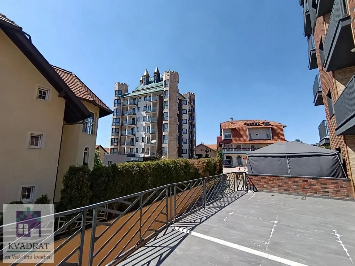 Prodaja, jednosoban stan, 37m², Centar, Zlatibor