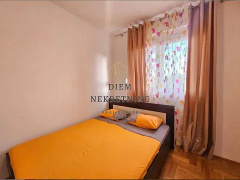 Rent, one bedroom apartment, 52m², Centar, Bar - image 1