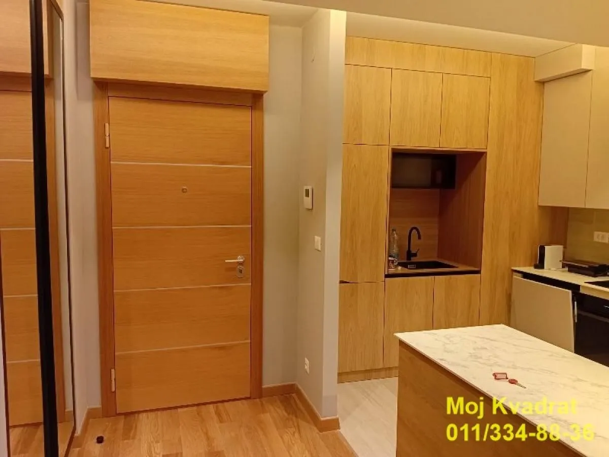 Rent, three bedroom apartment, 98m², Novi Beograd Blok 65, Novi Beograd Sve Podlokacije
