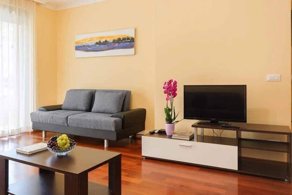 Sale, one bedroom apartment, 61m², Centar, Budva