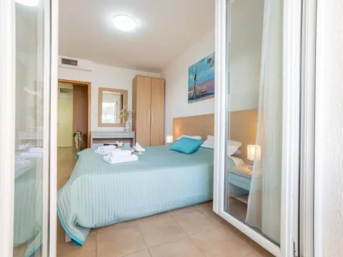 Sale, one bedroom apartment, 54m², Budva, Crna Gora - image 5