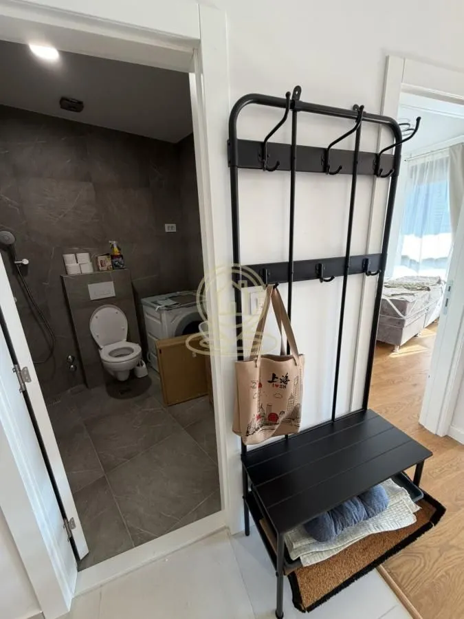 Izdavanje, dvosoban stan, 47m², Liman 4, Novi Sad Sve Podlokacije