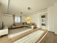 Izdavanje, trosoban stan, 90m², Zagorič, Podgorica - image 2