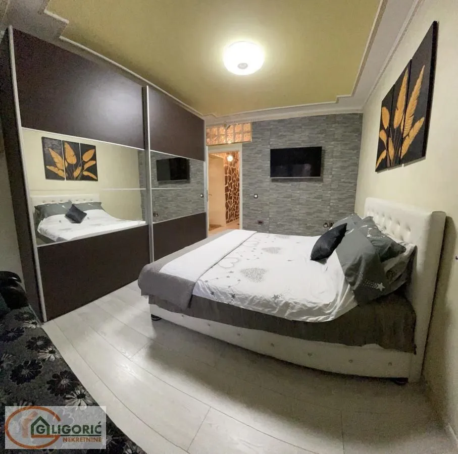 Sale, three bedroom apartment, 57m², Karaburma, Palilula Sve Podlokacije