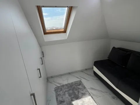 Rent, two bedroom apartment, 72m², Popovići, Bar - image 11