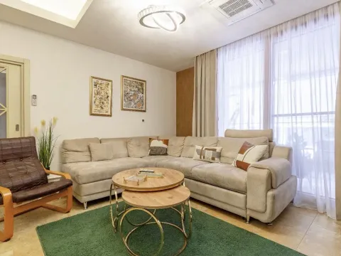 Prodaja, dvosoban stan, 82m², Zaobilaznica, Budva - image 6