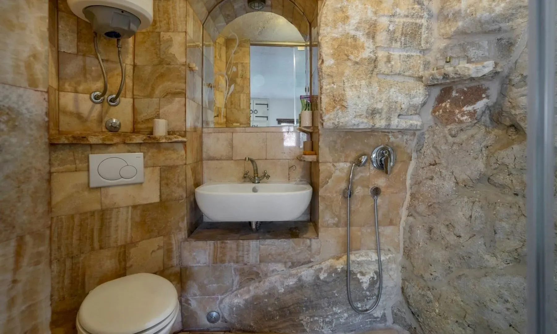 Sale, house, 200m², Reževići, Budva