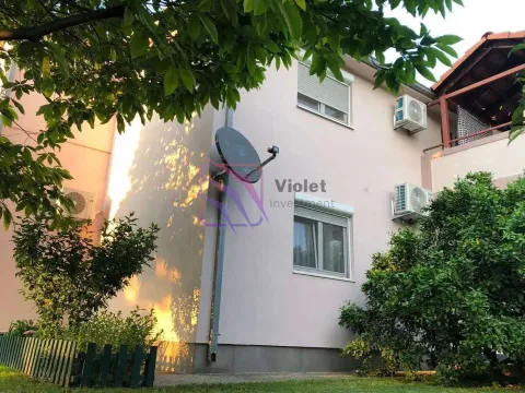 Izdavanje, kuća, 350m², Donji Kokoti, Podgorica - image 10