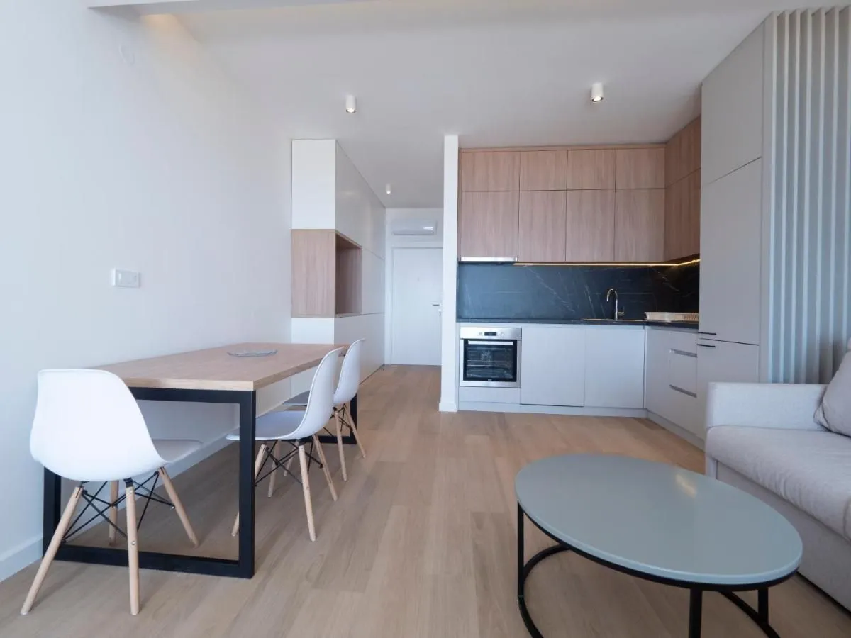 Prodaja, garsonjera, 44m², Bečići, Budva