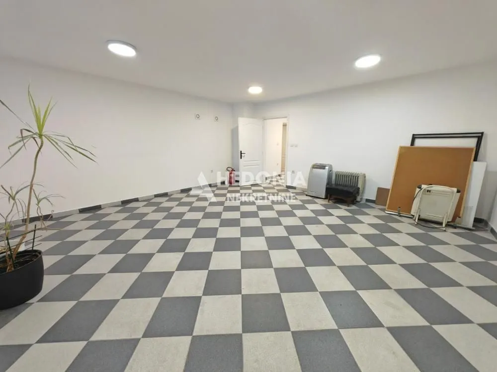 Sale, office space, 67m², Palata Pravde, Beograd