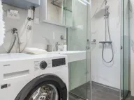 Izdavanje, dvosoban stan, 65m², Bečići, Budva - image 11