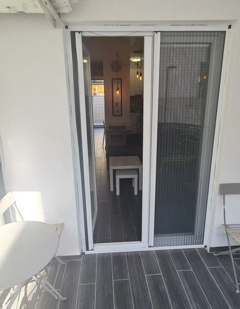 Izdavanje, jednosoban stan, 24m², Đenovići, Herceg Novi